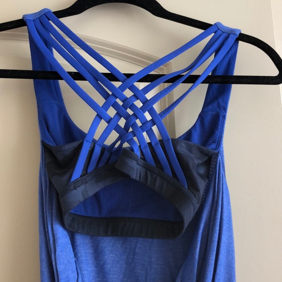 blue open back lululemon workout top - Picture 2 of 2